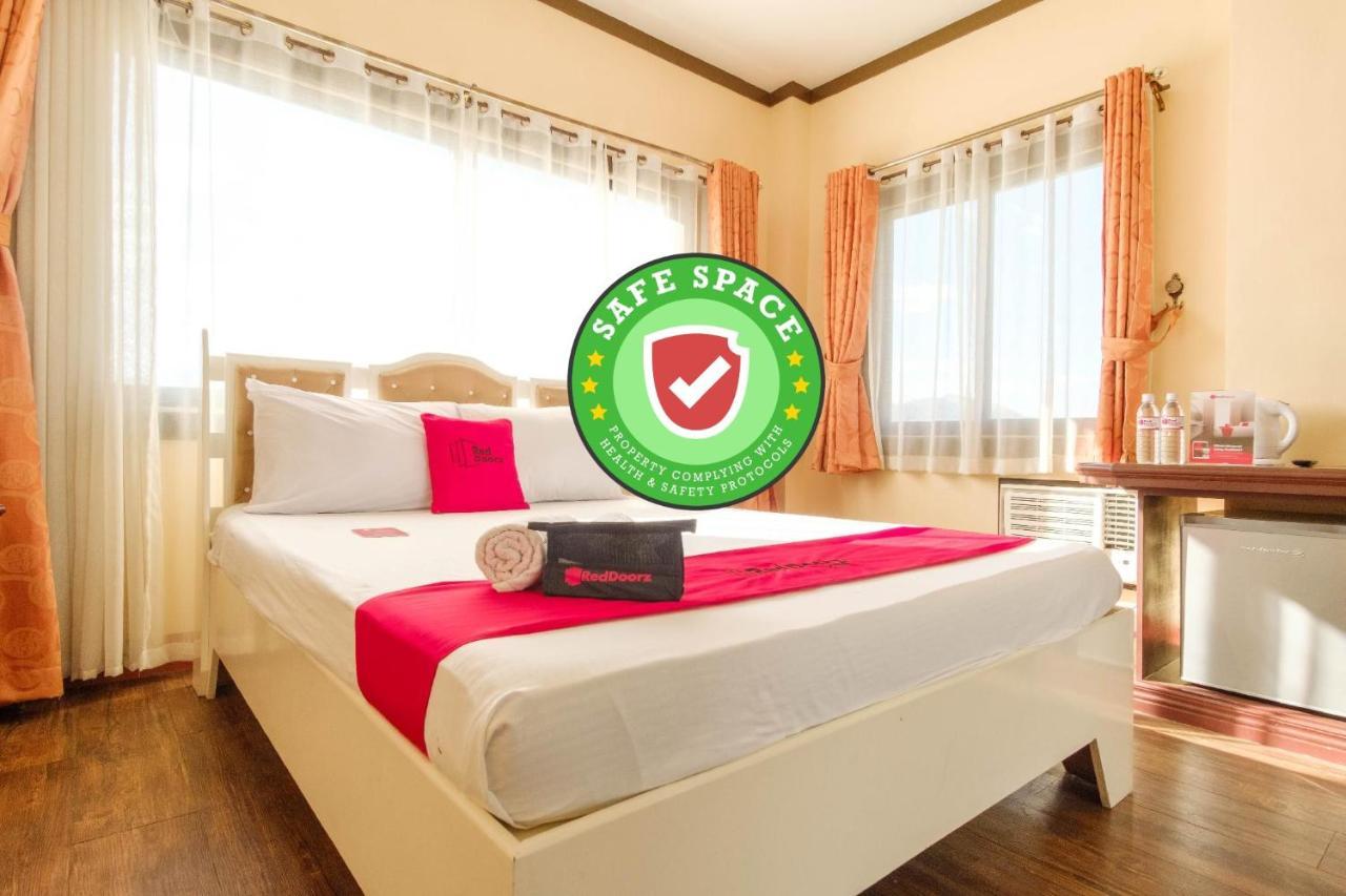 Reddoorz Plus @ Seaborne Hotel Subic Zambales Екстер'єр фото