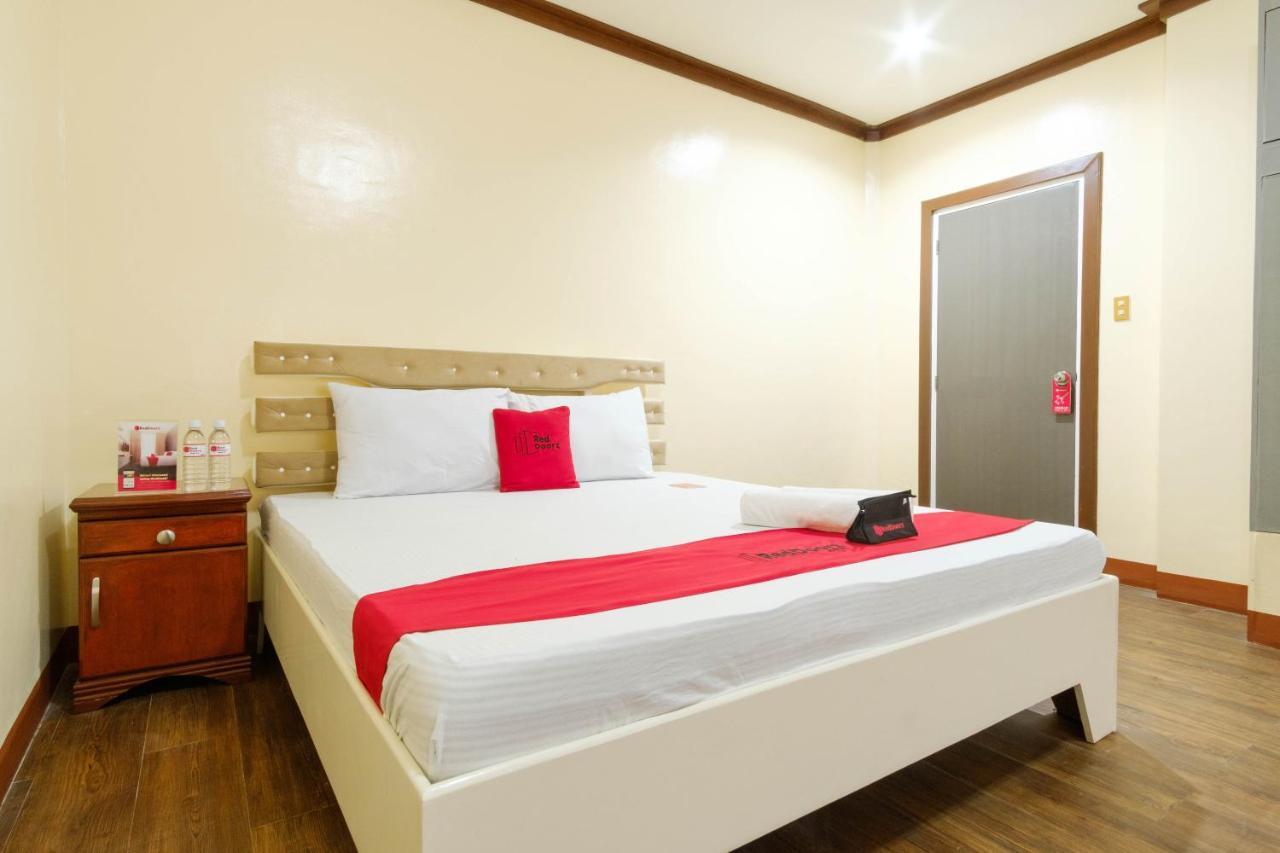 Reddoorz Plus @ Seaborne Hotel Subic Zambales Екстер'єр фото