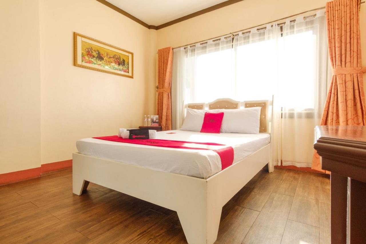 Reddoorz Plus @ Seaborne Hotel Subic Zambales Екстер'єр фото