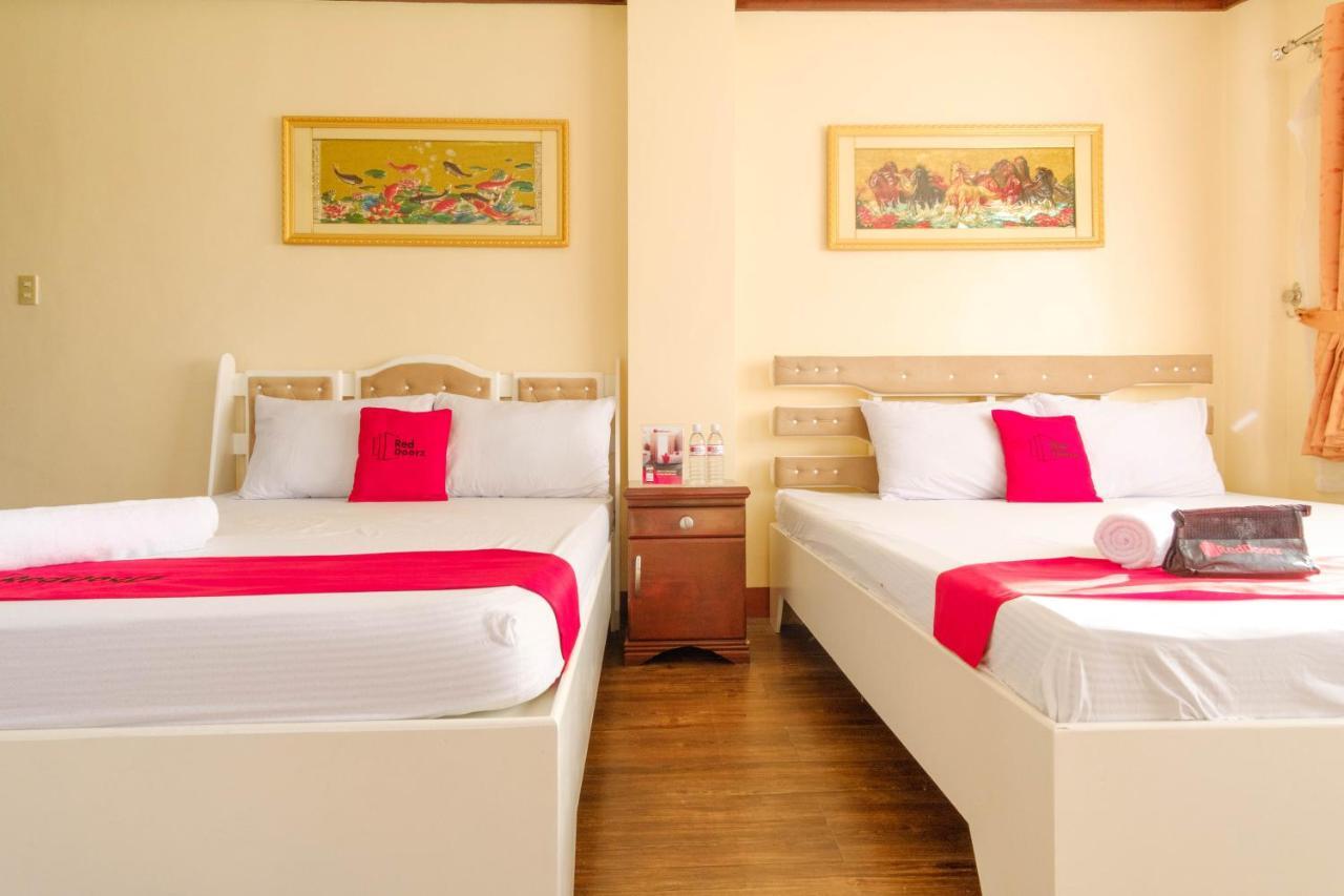 Reddoorz Plus @ Seaborne Hotel Subic Zambales Екстер'єр фото